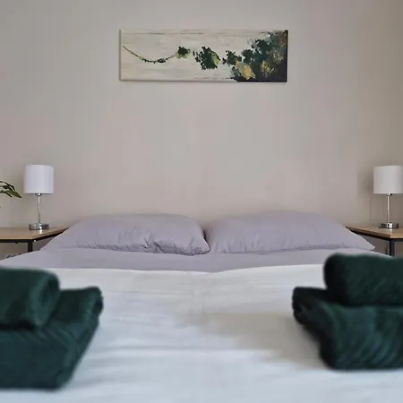 Spot - 70m2 Modern Apartment, Free Parking, Near Magnolia And Center